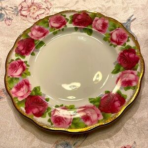 Royal Albert OLD ENGLISH ROSE Plate 8”